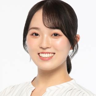 鳴 梓紗